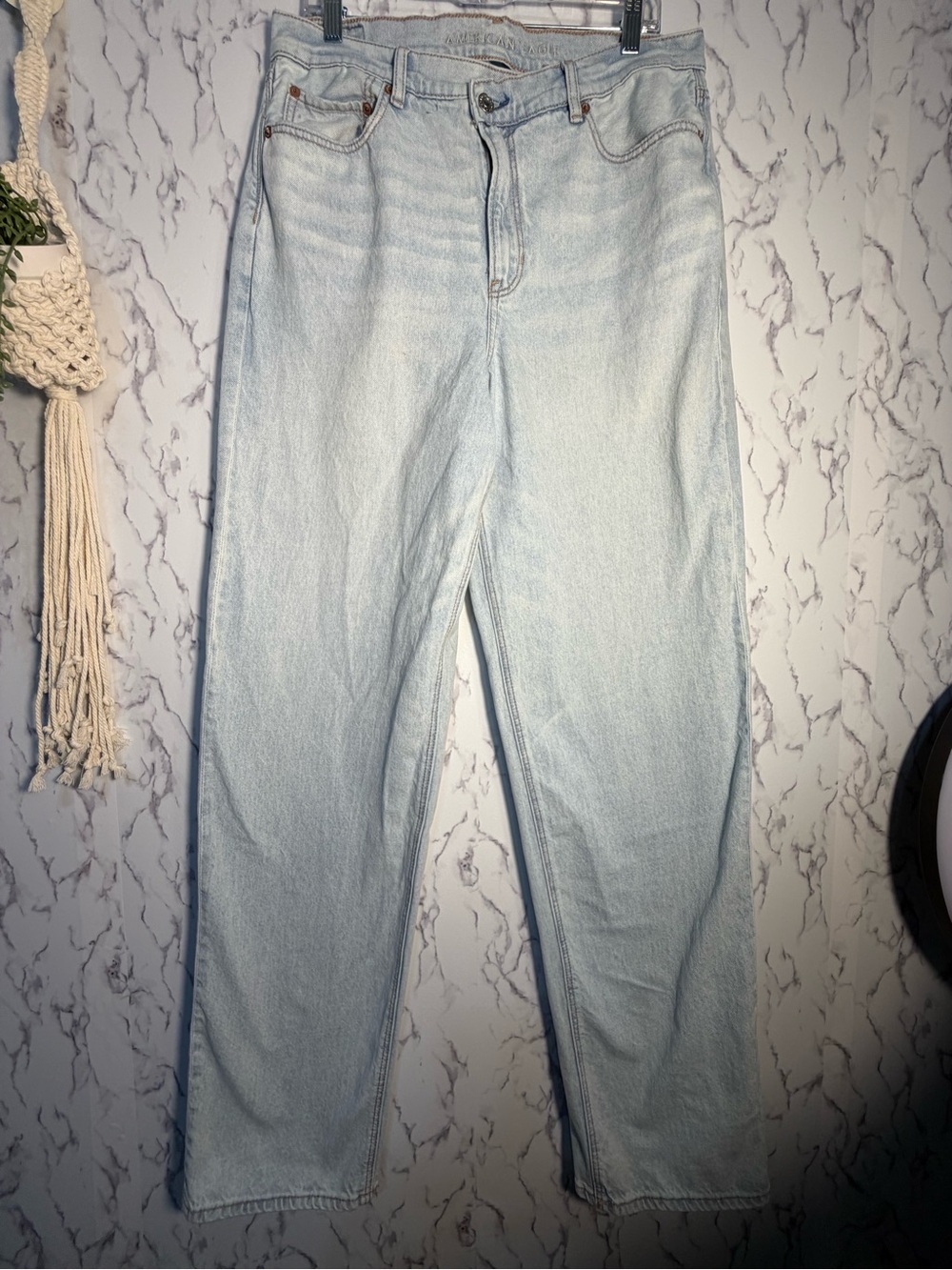 American Eagle Highest Rise Baggy Straight Jeans 14 X-Long Light Wash Real Good